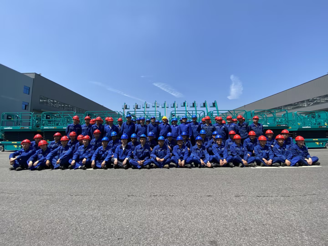 长沙市召开庆祝“五一”国际劳动节大会，3868la银河总站智能1幼我1集体获赞美！
