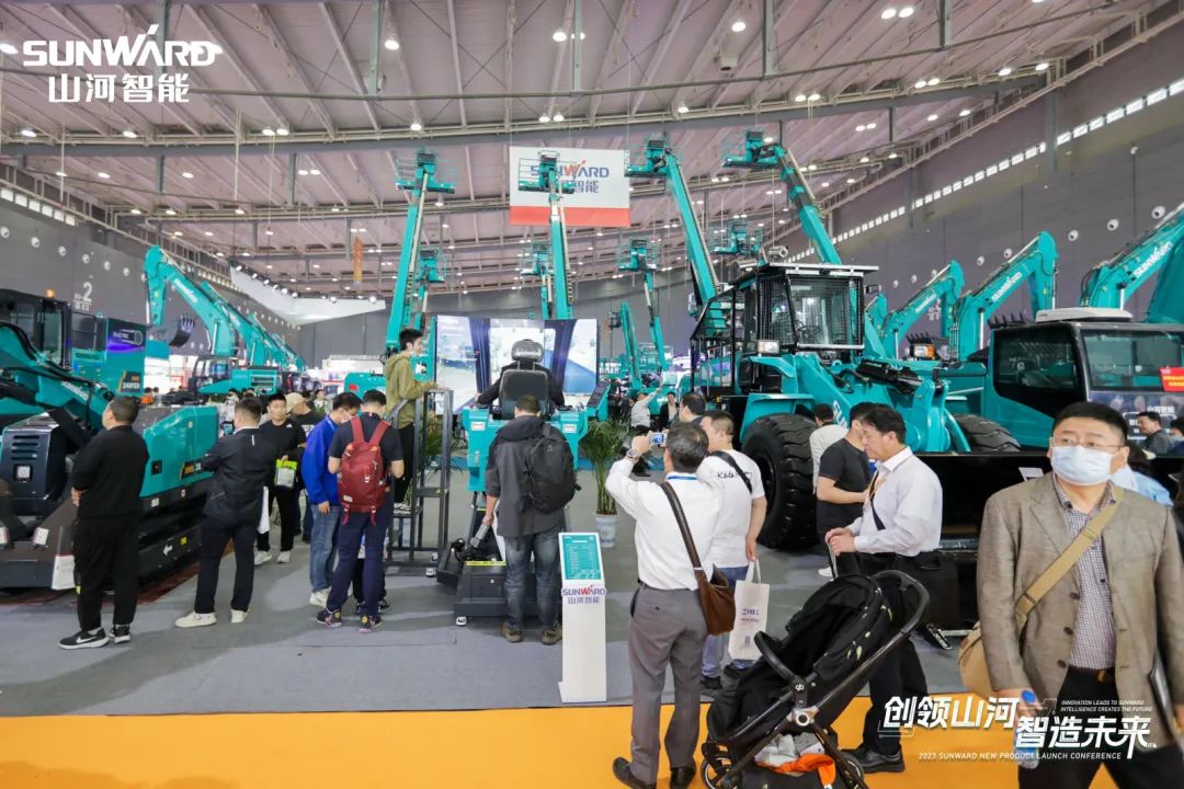 20230513161309_66033 2023 CICEE | 3868la银河总站智能亮相2023长沙国际工程机械展!智能化、电动化产品站C位