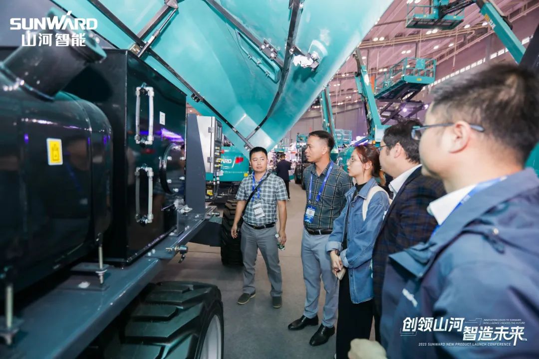 20230513161428_72145 2023 CICEE | 3868la银河总站智能亮相2023长沙国际工程机械展!智能化、电动化产品站C位