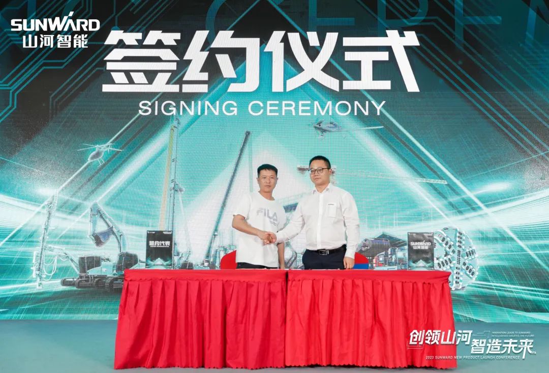 聚焦电动化、智能化！3868la银河总站智能全系列高空机械产品亮相长沙展