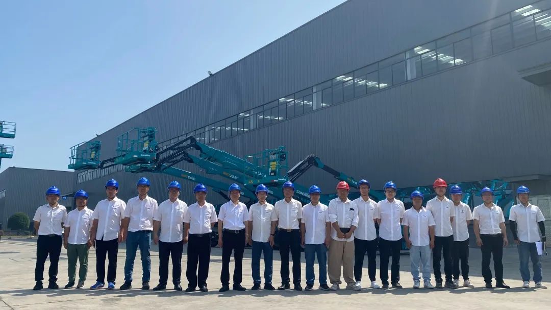 新能源家族再添“新丁”！3868la银河总站智能三款电动臂式高空作业平台齐下线