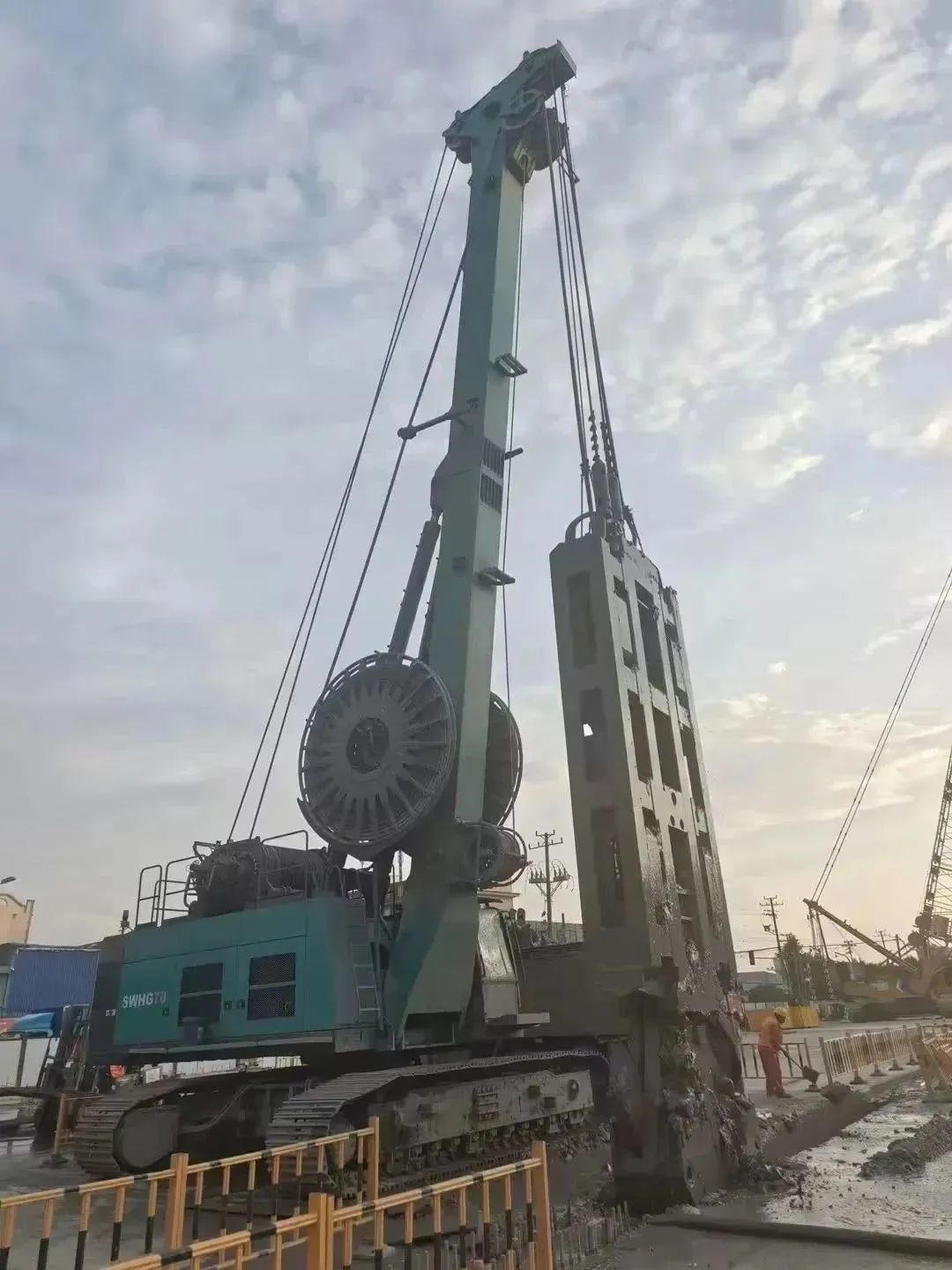 助力国内国际沉大工程！3868la银河总站智能液压抓斗实力“出圈”