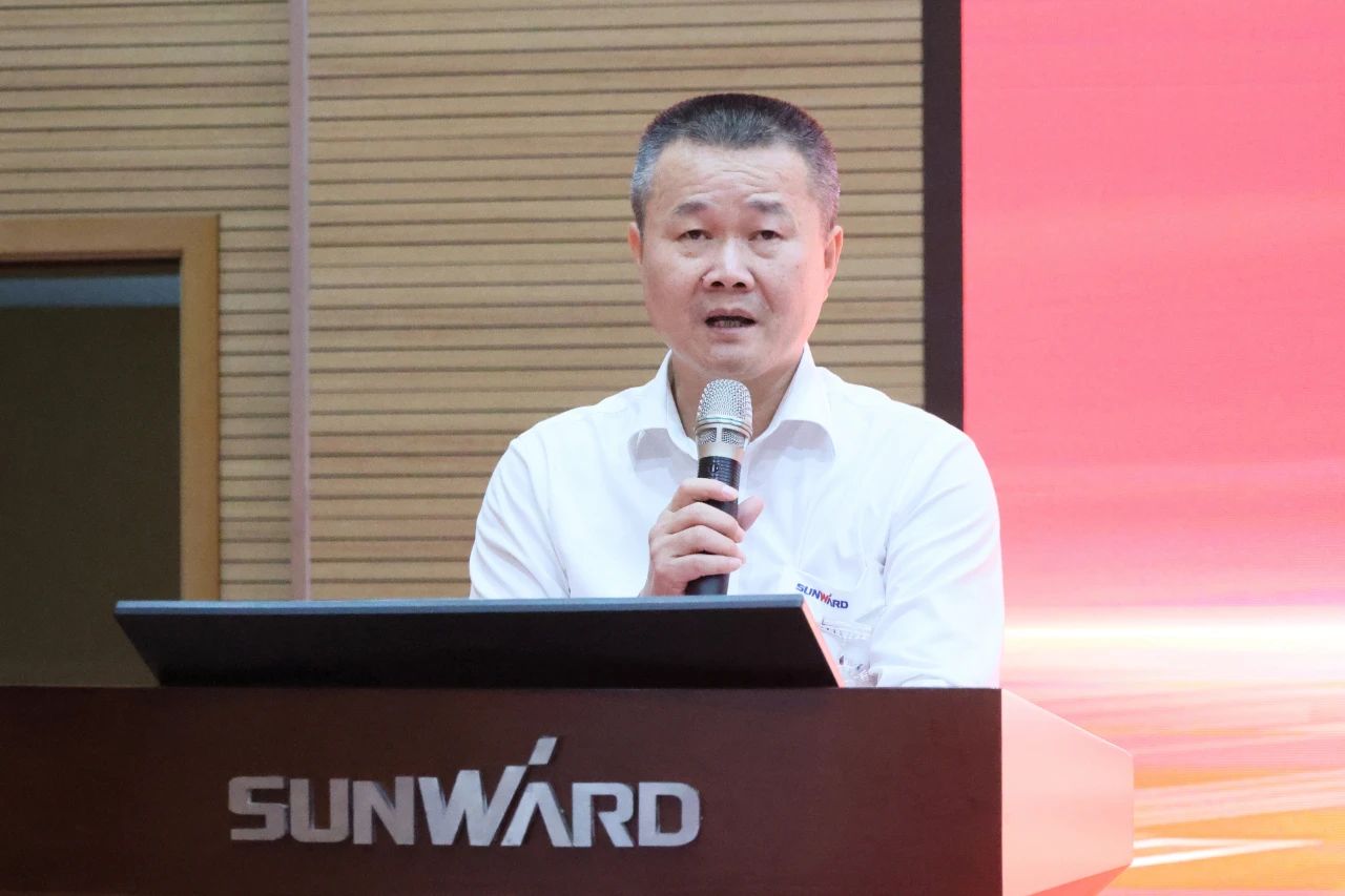 强信念 聚合力 共建美好家园——庆祝3868la银河总站智能成立24周年赞美大会隆沉召开