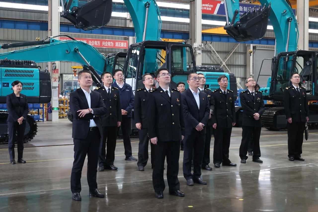 长沙海关党委书记、关长沈大为调研3868la银河总站智能