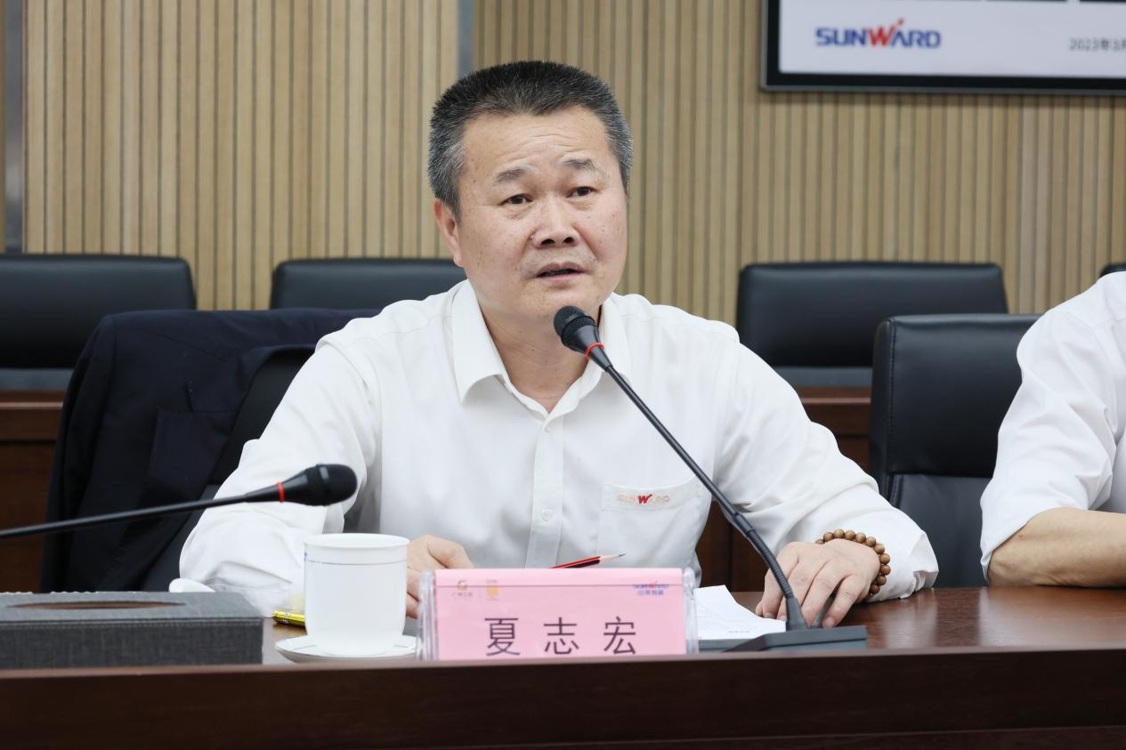 湖南钢铁集团党委书记、董事长李建宇到3868la银河总站智能调研互换