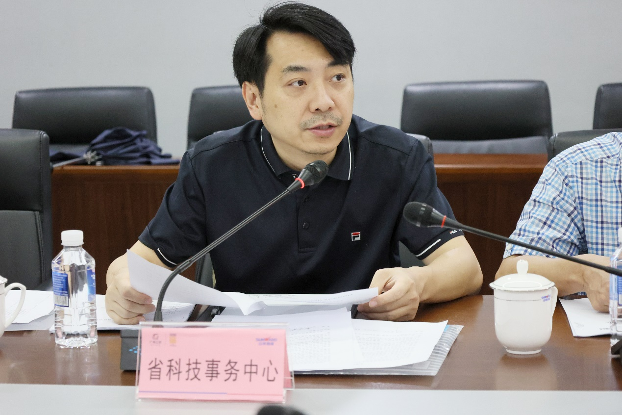 3868la银河总站智能“超大型油气管路绿色成套施工设备”项目顺利通过验收!