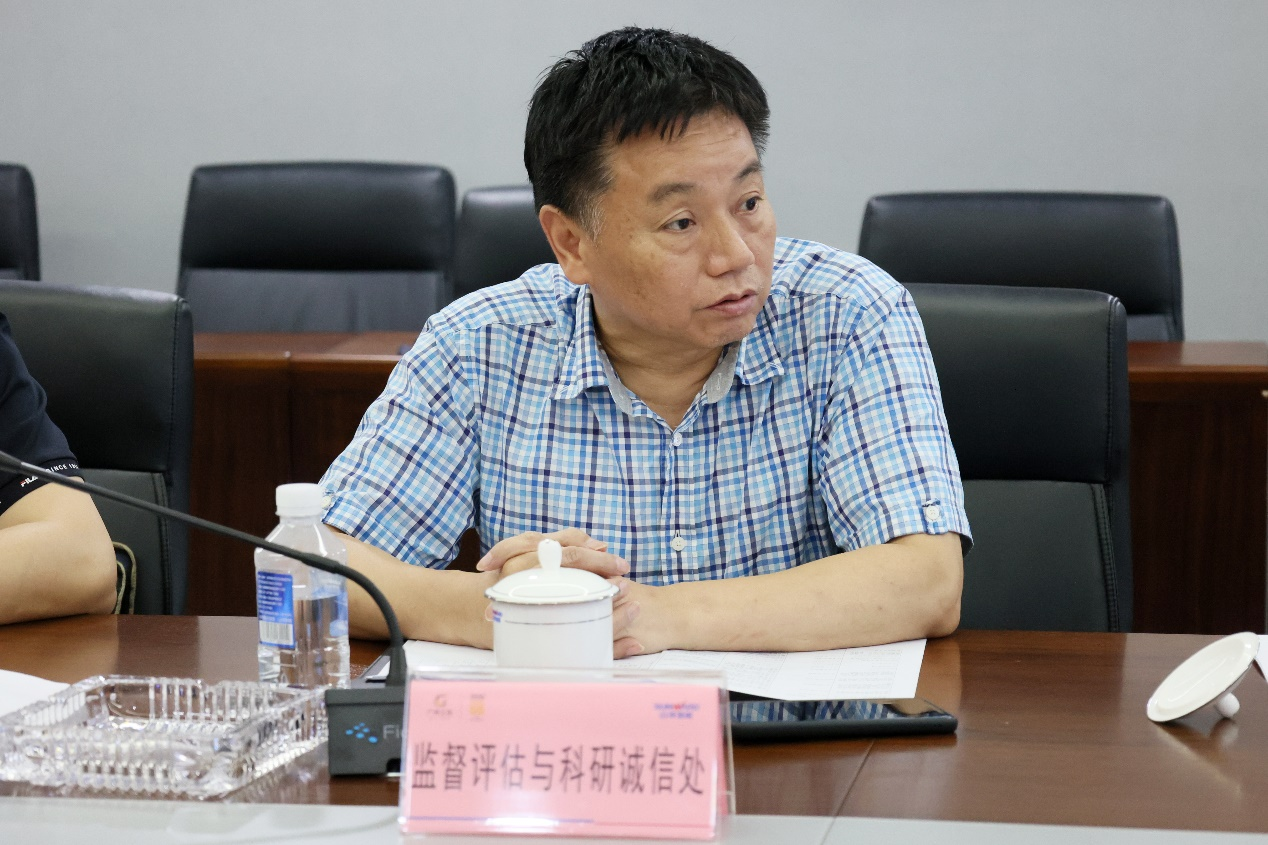 3868la银河总站智能“超大型油气管路绿色成套施工设备”项目顺利通过验收!