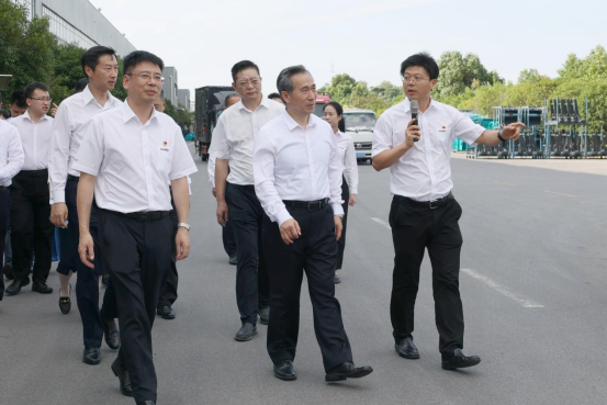 中国贸促会会长任鸿斌调研3868la银河总站智能