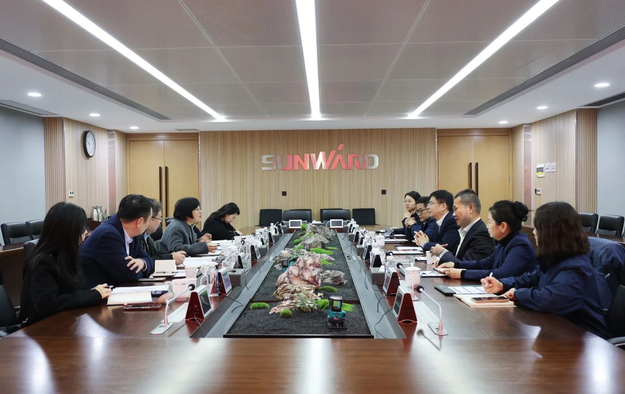 深入合作 共促出海——中国信保湖南分公司到访3868la银河总站智能