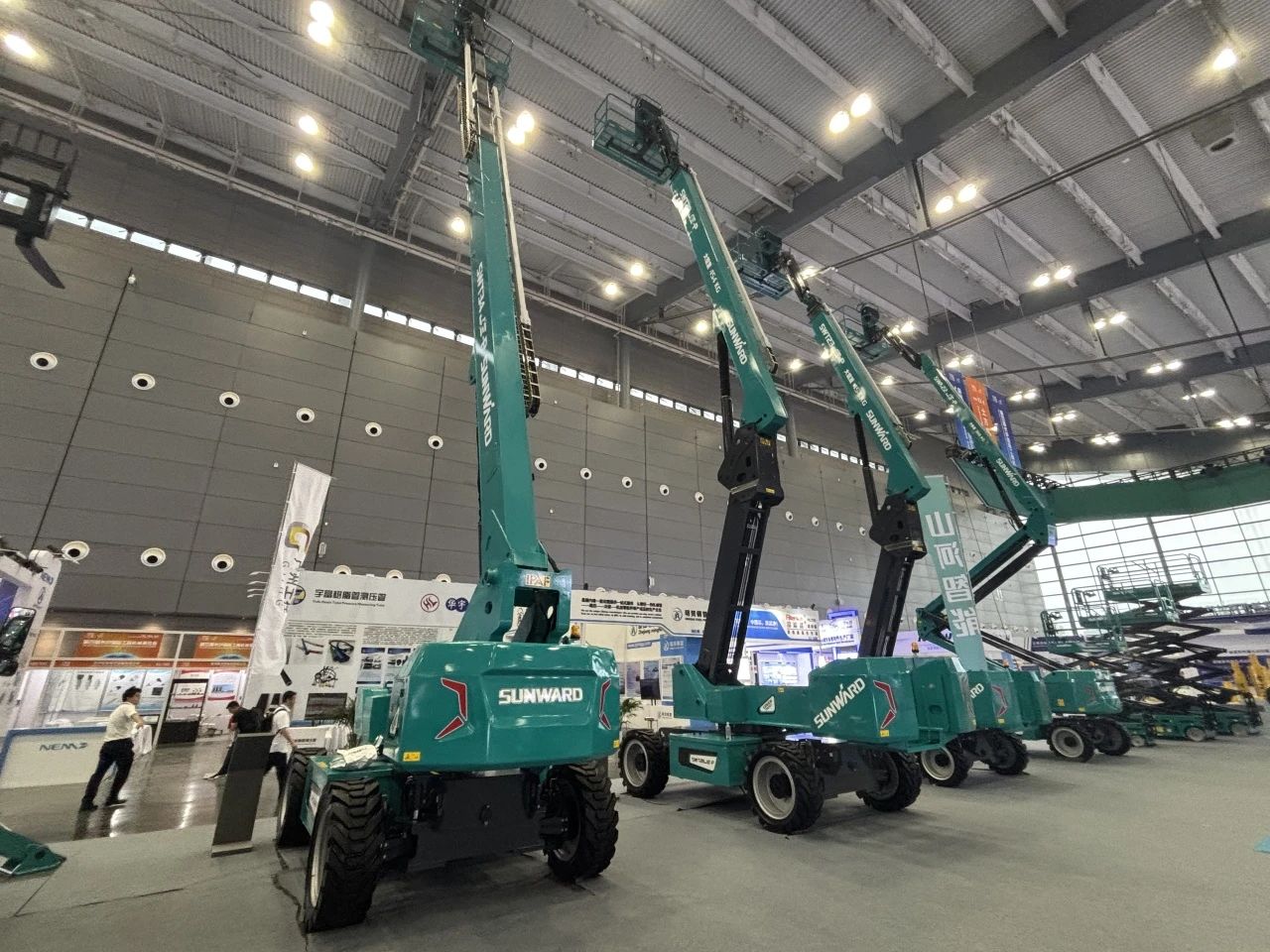 2025 CICEE | 3868la银河总站智能SWT34JE-P电动直臂式高空作业平台沉磅颁布！
