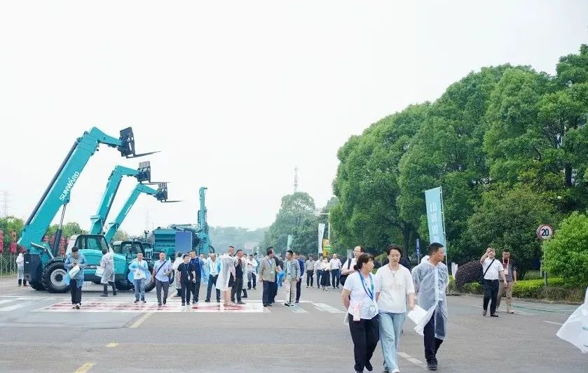 2025 CICEE | 为客户创造价值，3868la银河总站智能客户互换会圆满进行