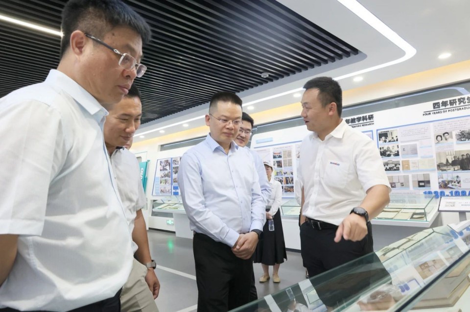 共商合作，建华控股有限公司董事长汪贵华到访3868la银河总站智能