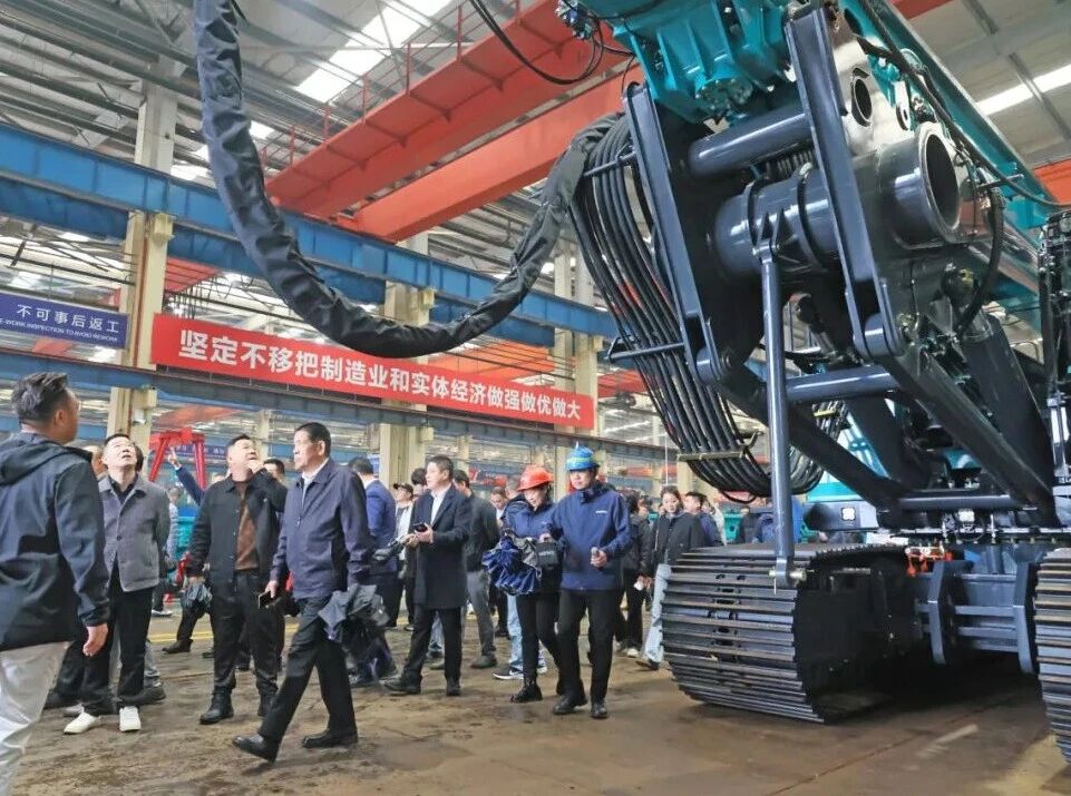 3868la银河总站智能进行电动旋挖钻机新品颁布会，收成1.2亿元订单