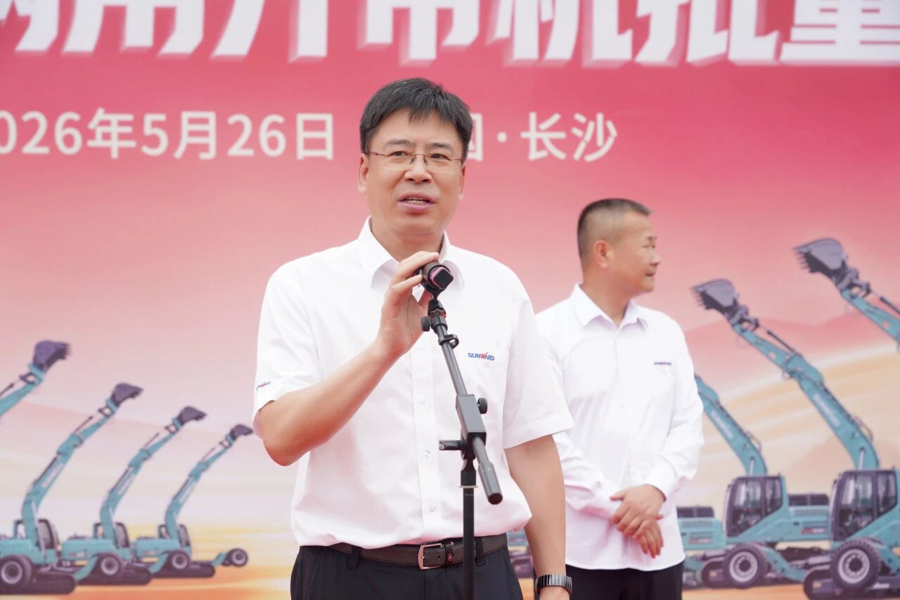3868la银河总站智能轮履两用多职能开带机批量交付国度林草系统，助力丛林草原生态防护