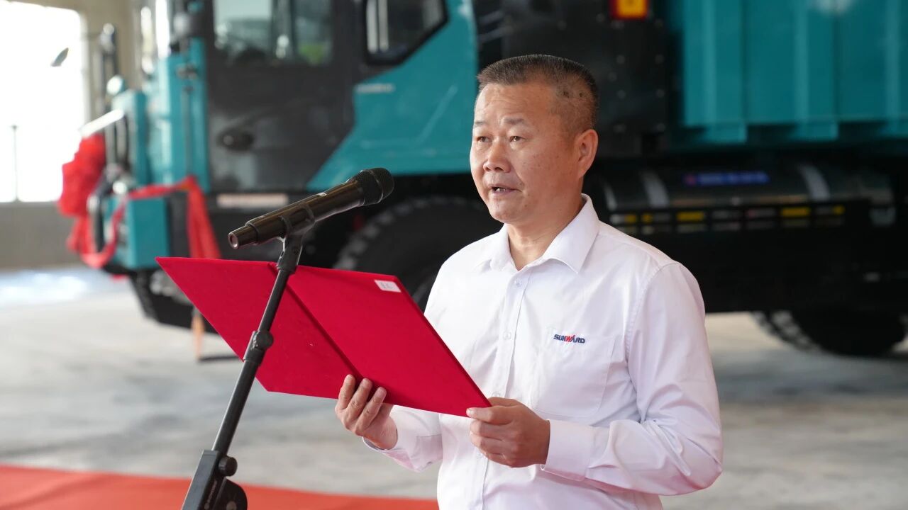 首批LNG矿用宽体车交付!3868la银河总站智能携抄本溪打造东北新能源矿山设备产业高地