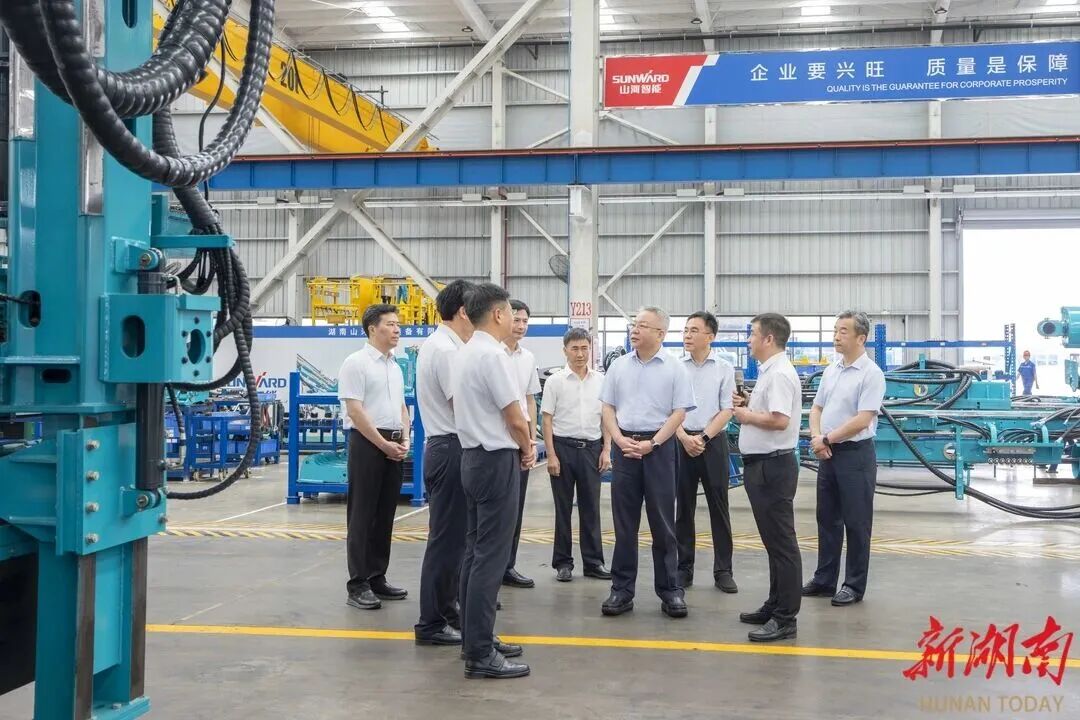 沈晓明走访调研3868la银河总站